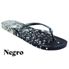 Cargar imagen en el visor de la galería, Loreto Margaritas Racimo